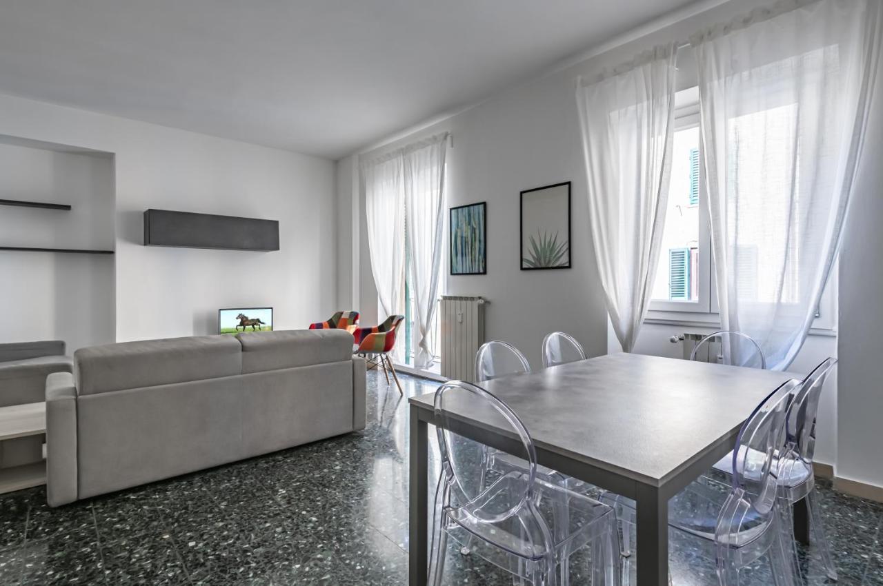 Apartment Ponte Vecchio Roomy Flat X7 Florenz